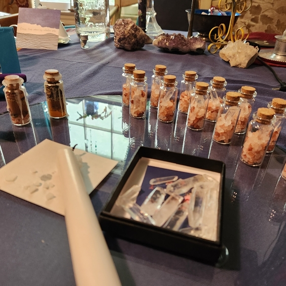 Super Full Blue Moon Reiki Quartz Crystal Spell Jar for Balancing and Grounding - Picture 7 of 11